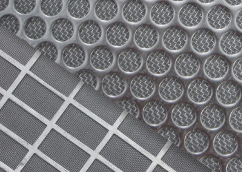 Sintered Mesh with perforated layer